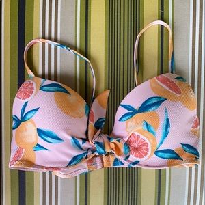 Women’s light lined front tie textured bikini top